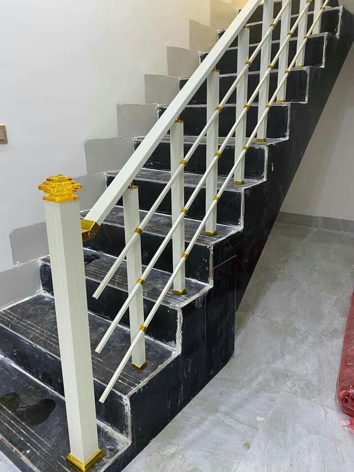 ART MITAL - نافذة